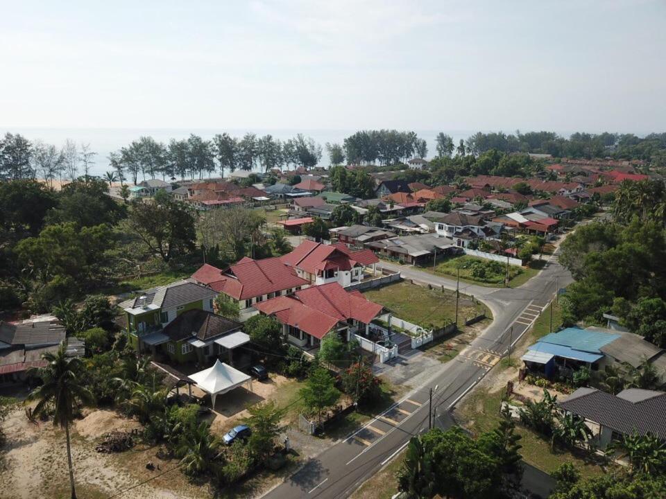 Wan'S Beach Guest House Dungun Eksteriør billede